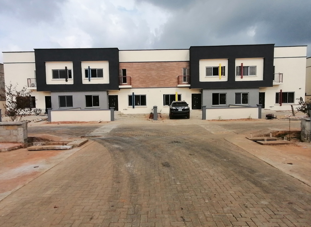 4 Bedroom Terrace House - T.A Gardens